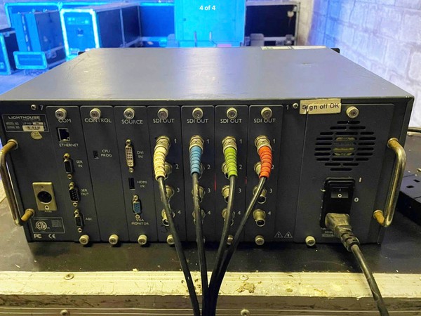 Video wall signal processor