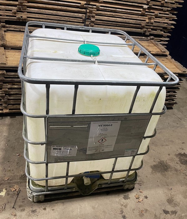 8x 1000Ltr Water Tank Ballast