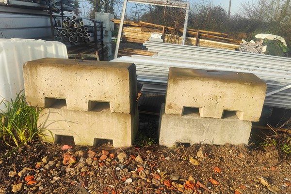 4x Ballast Blocks 200kg For Sale