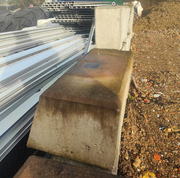 Used 4x Ballast Blocks 200kg