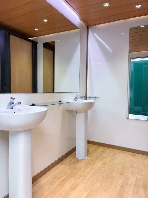 3+1 toilet trailer for sale 3+1 toilet trailer for sale