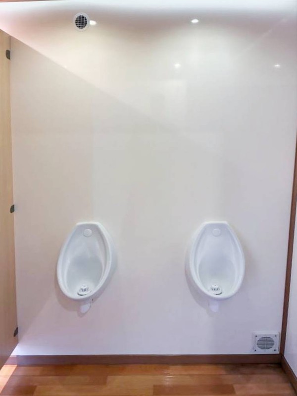 3+1 toilet trailer with urinals 3+1 toilet trailer with urinals