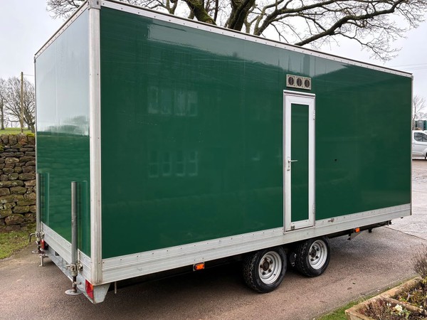 Twin wheel toilet trailer for sale Twin wheel toilet trailer for sale