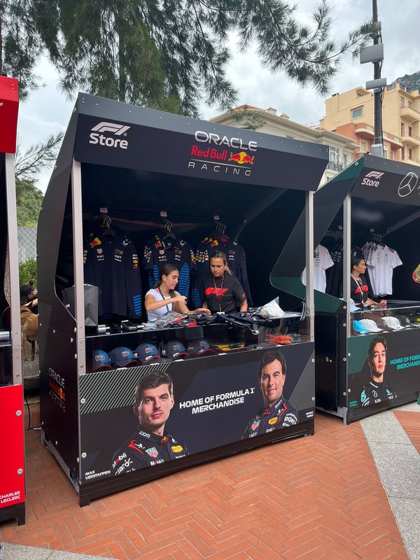 An easy to assemble, pop-up event system