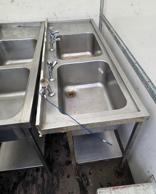 Secondhand 2x Double Bowl Sink