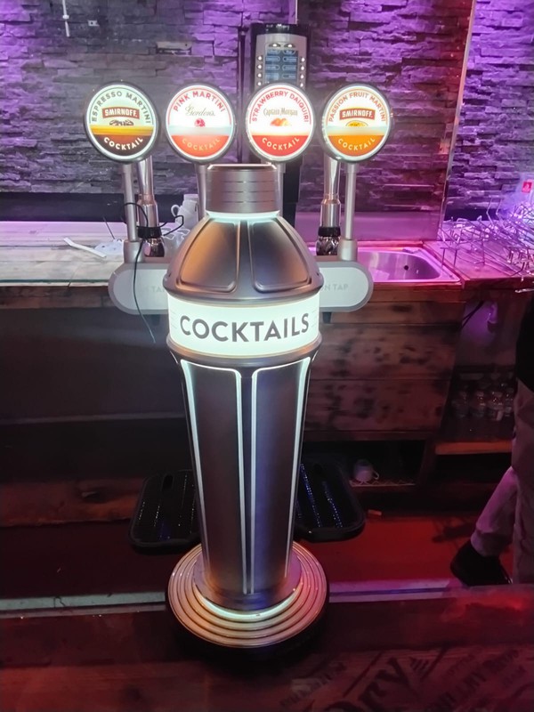Diageo draught cocktail dispensing system