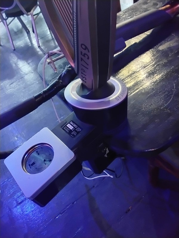 Guinness  iconic harp logo  1759