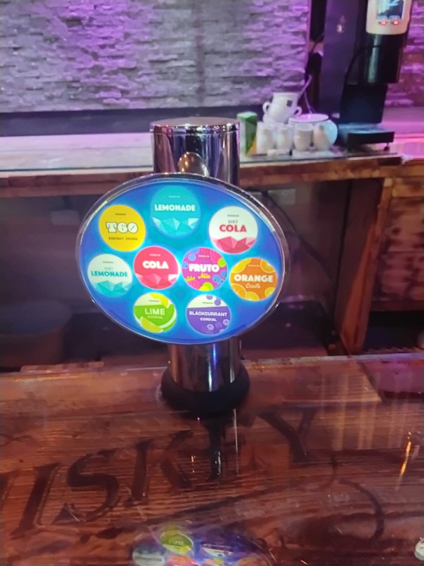 multi-flavor beverage dispenser