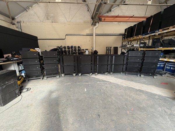 Line array PA system