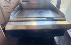 Blue Seal Small Gas Griddle For Sale