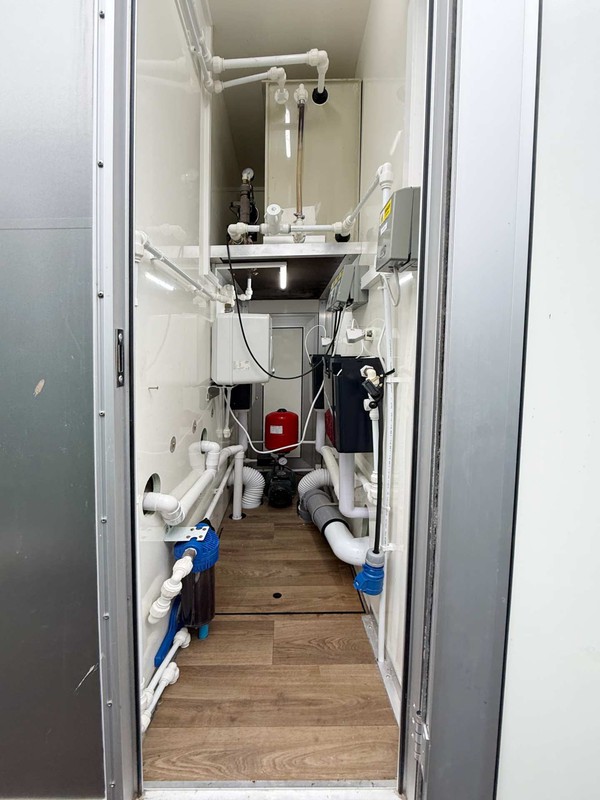 2+1 toilet trailer service cupboard 2+1 toilet trailer service cupboard