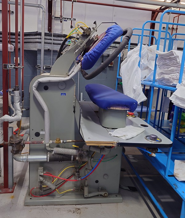 Hoffman Pneumatic Press And Vacuum