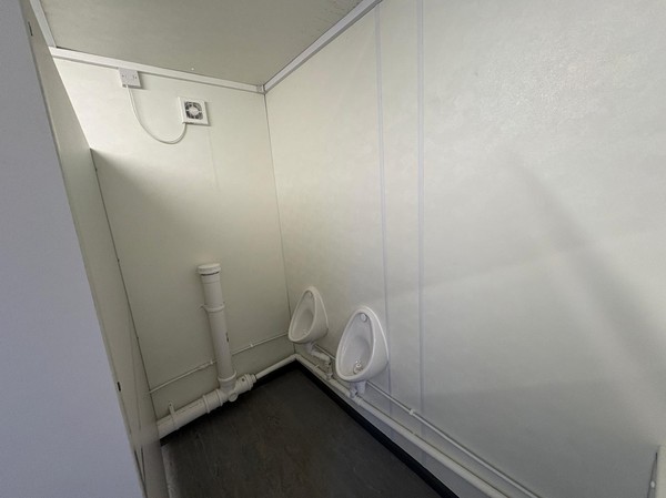 Secondhand 16ft x 9ft Toilet Cabin Secondhand 16ft x 9ft Toilet Cabin
