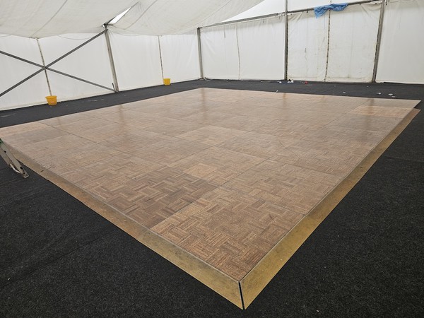 Parquet Oak Dance Floor 21ft x 21ft Parquet Oak Dance Floor 21ft x 21ft
