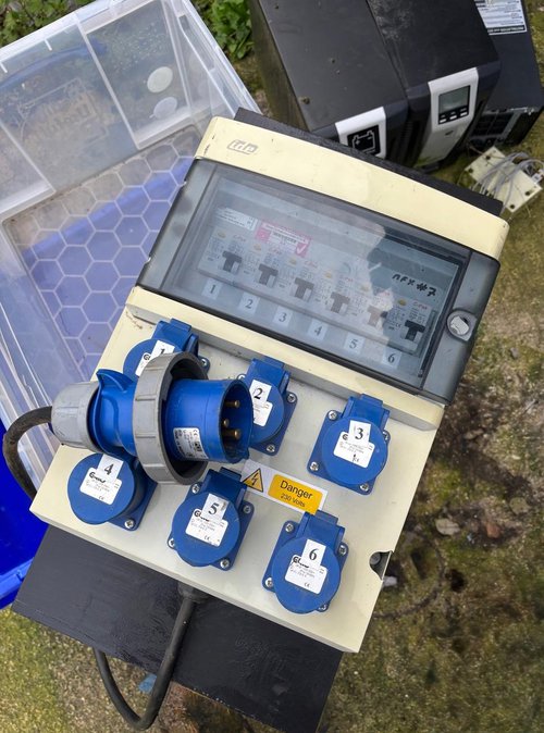 10x 32 Amp 230v Distribution Panel For Sale