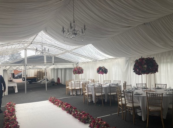 9m x 21m Marquee 9m x 21m Marquee