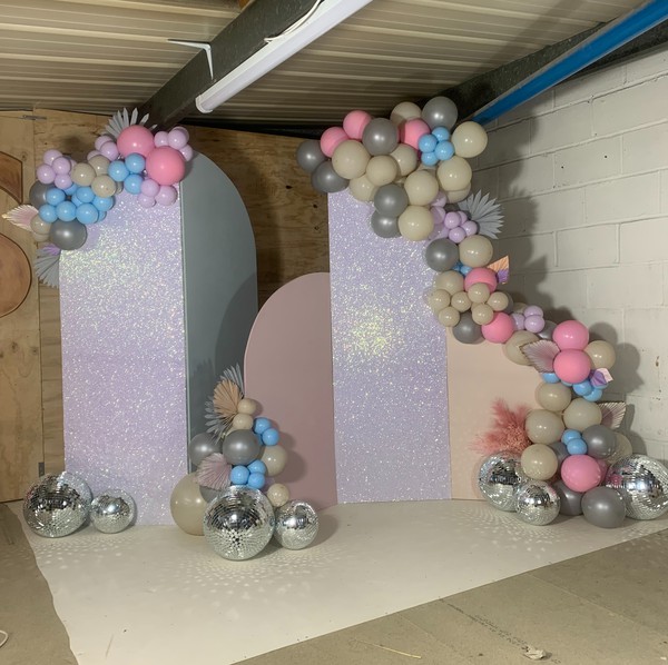 5x MDF Backdrop Decorations For Sale