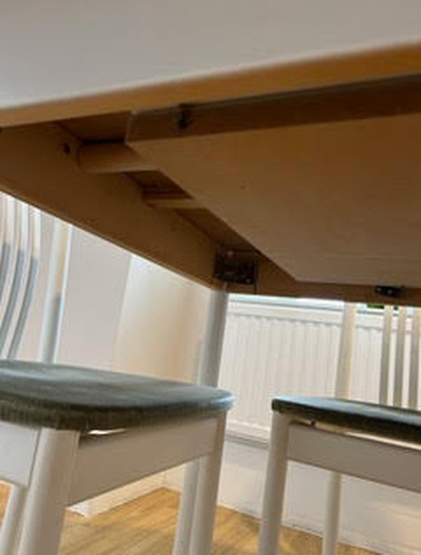 Extendable Tables And Chairs