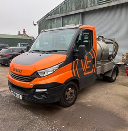 Secondhand Used Iveco 3.5t Truck With Rapide Tanker For Sale