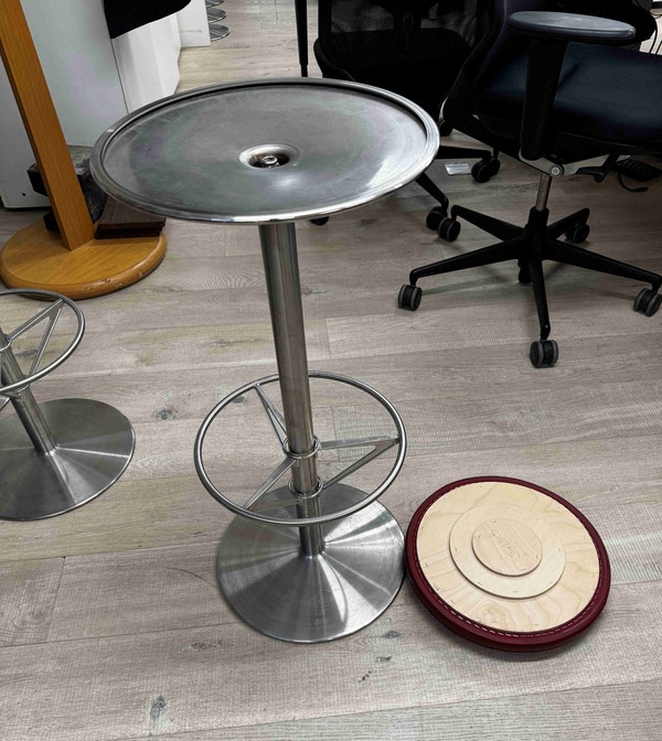 23x Bar Stools 23x Bar Stools