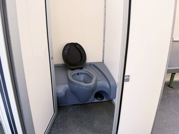 Gents toilet trailer for sale