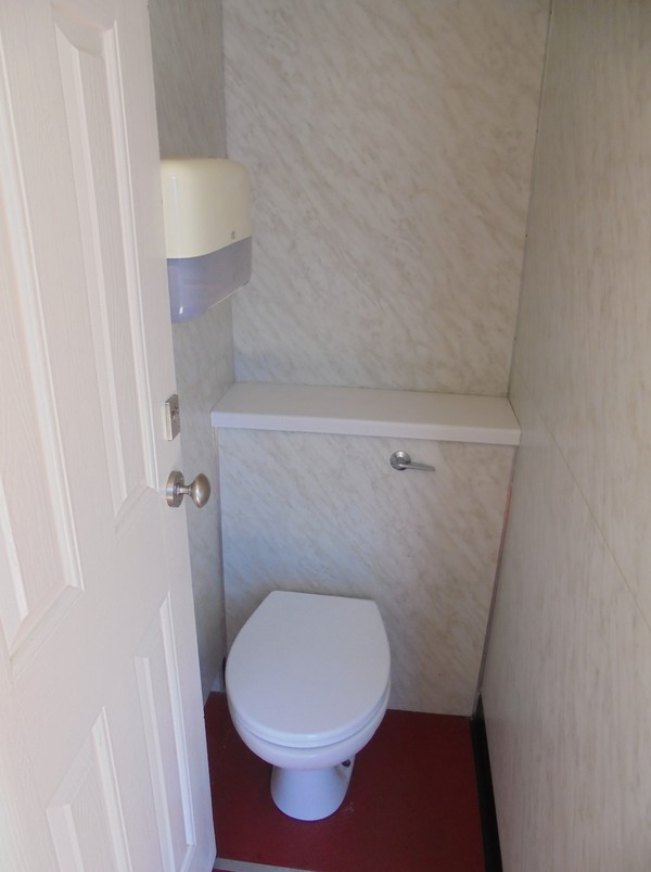 Recirculating Toilet Trailer For Sale