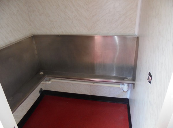 Secondhand Used 5+2 Toilet Trailer