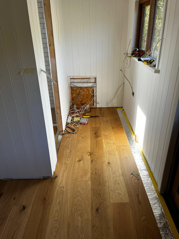 Shepherd's hut with oak floor