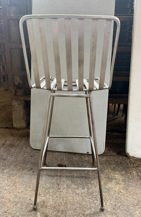 9x Steel Bar Chairs