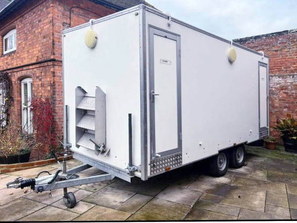 White 3+1 toilet trailer for sale