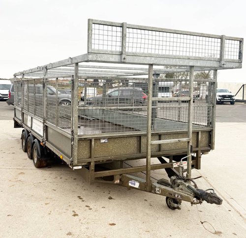 Ifor Williams with pole rack