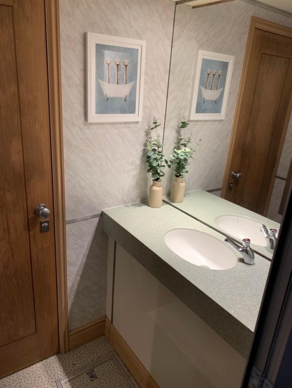 1+1 Luxury Toilet Trailer