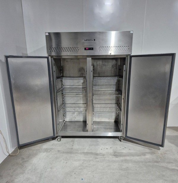 Williams HJ2SA Upright Fridge