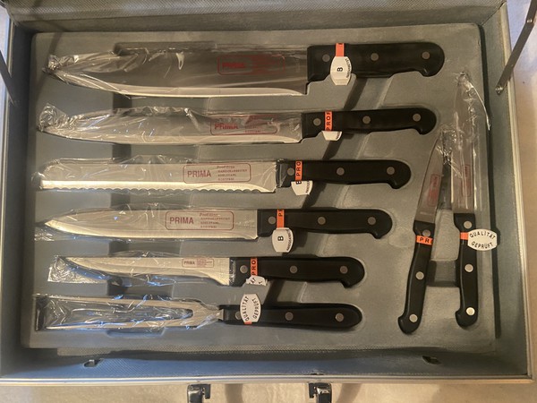 Chef Kitchen Set  in metal briefcase