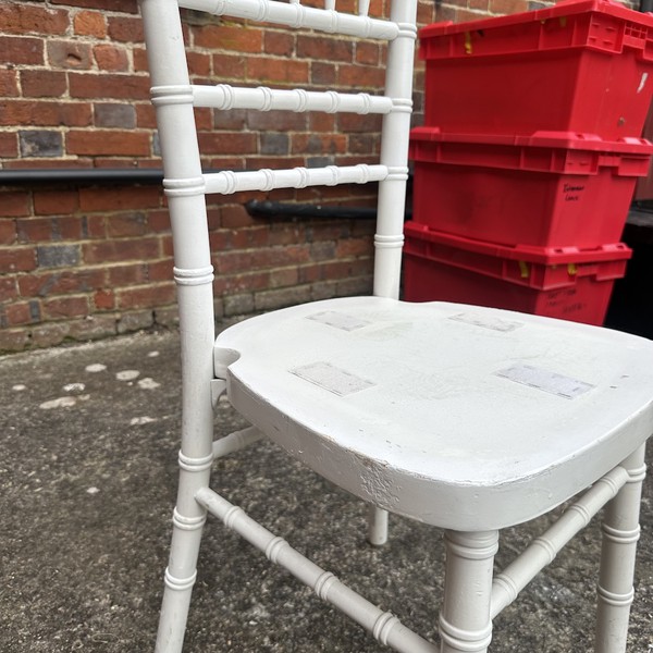 White Wooden Chiavari Chairs for sale White Wooden Chiavari Chairs for sale