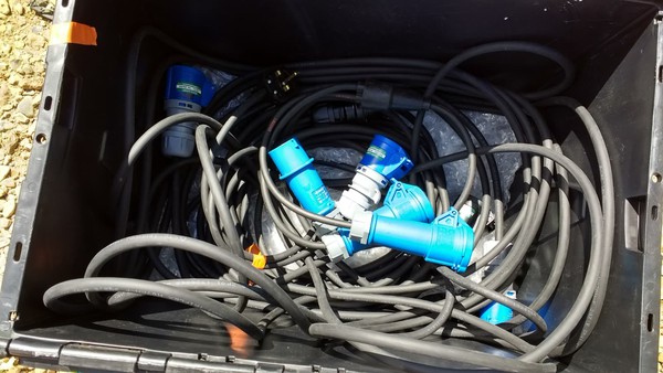 16am Cee Form extension cables