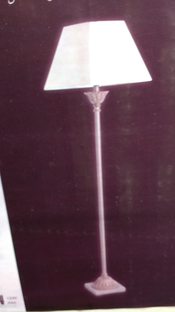 Floor standing standard lamp