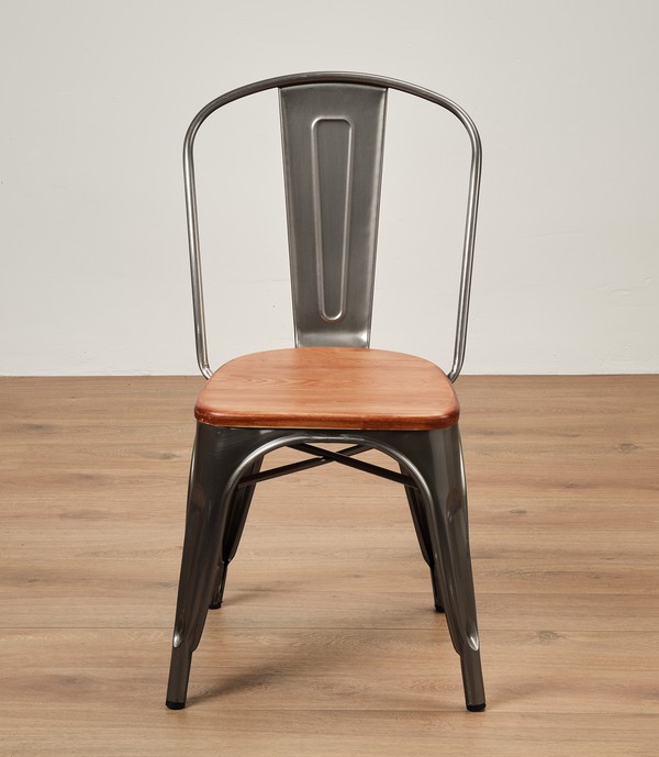 Paris Cafe Chairs With Wooden Seat For Sale