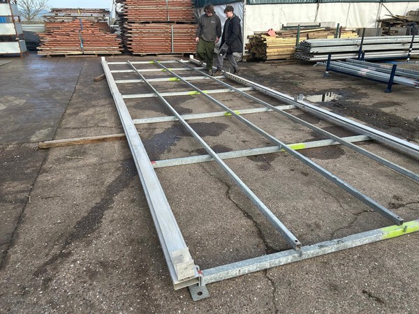 Unit floor by Roder UK