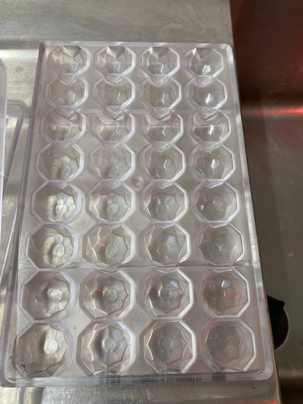 Chocolate world bon bon moulds code 2295