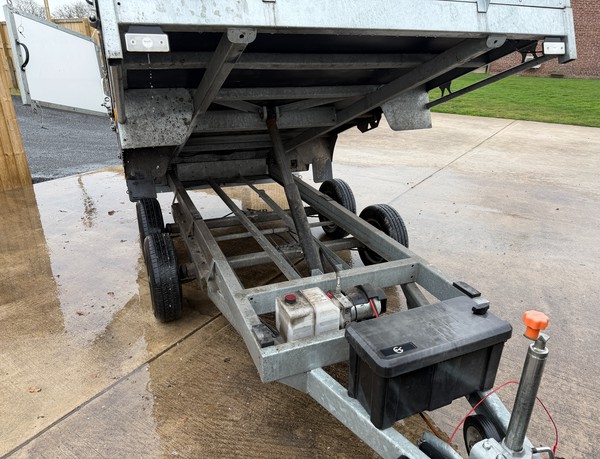 Tipping Trailer