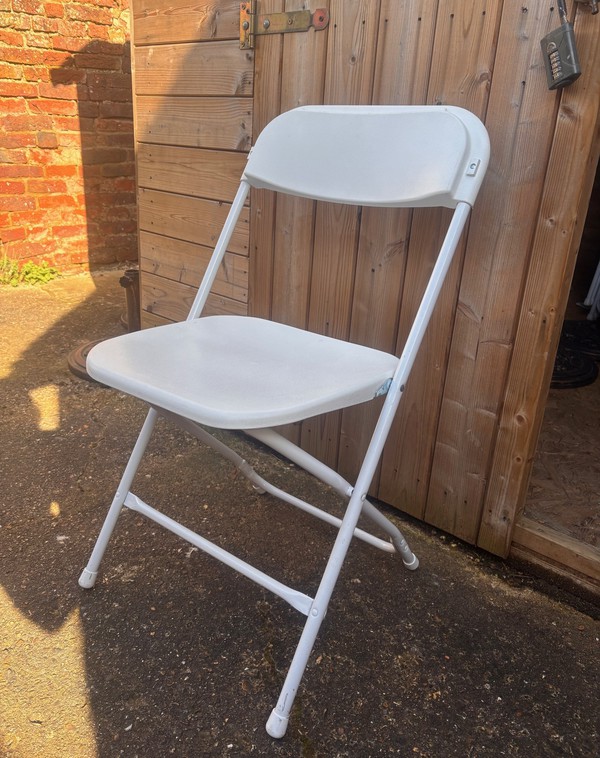 150x White Folding Chairs For Sale