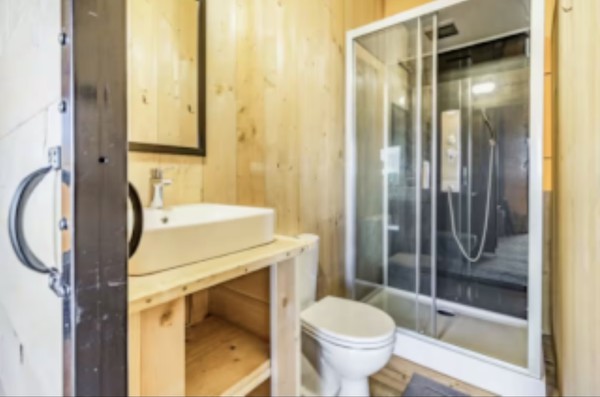 Safari Tent Bathroom