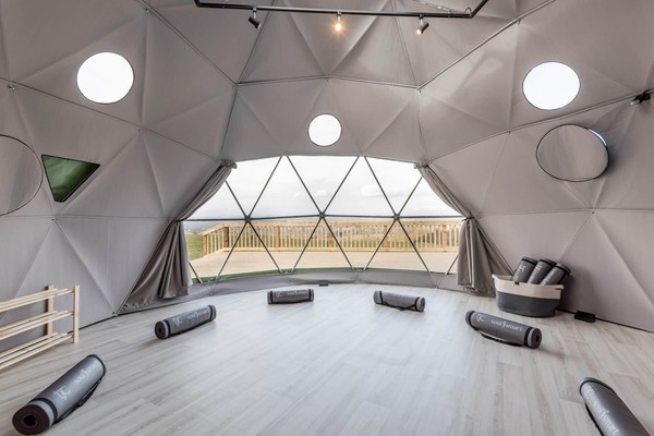 Used 2x Glamping Domes