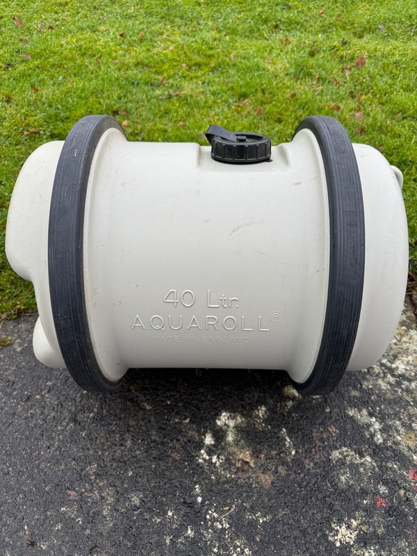 Aquaroll 40 Litre  Fresh Water Carrier