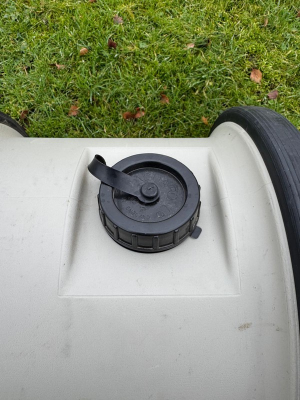 Aquaroll  Water Carrier