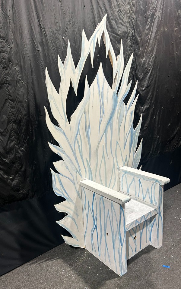 Secondhand Snow Queen Throne Secondhand Snow Queen Throne