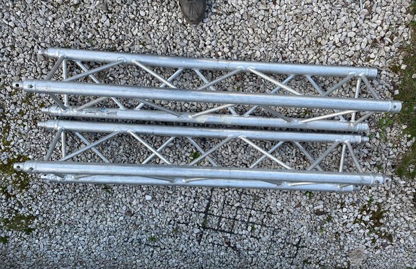 Triangular Truss Arches