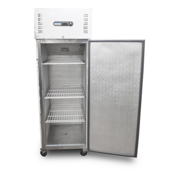 Single door upright fridge