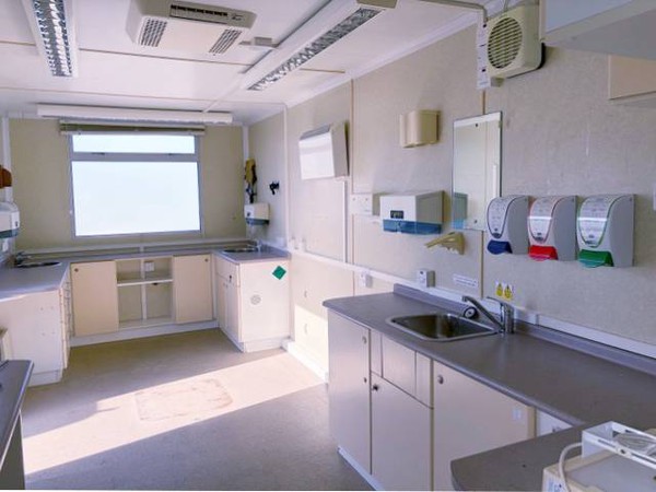 Laboratory box trailer